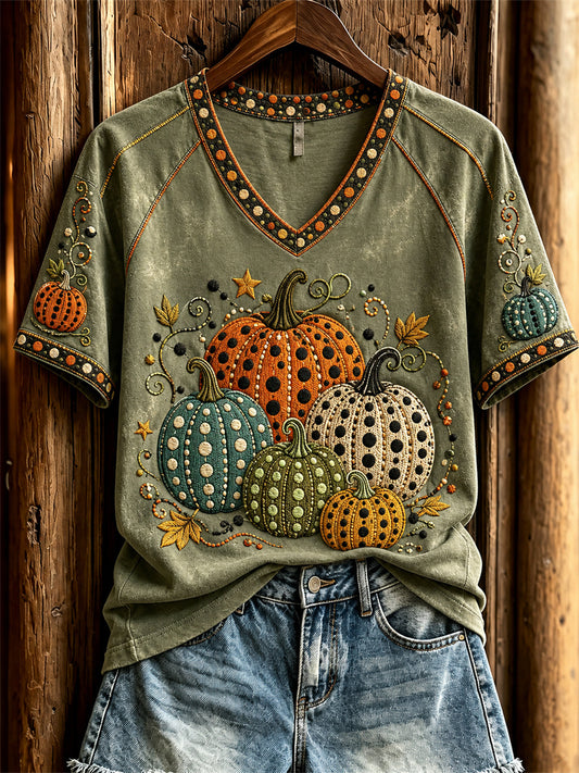 Women's Classic Fall Pumpkin Polka Dots Art Print short-sleeved T-shirt